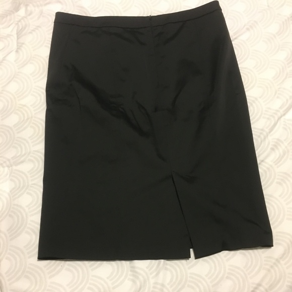 Black pencil skirt - Picture 1 of 2